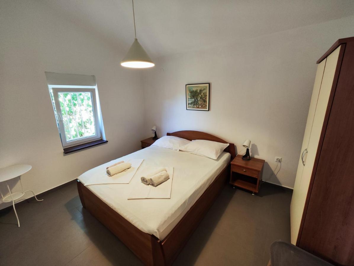 Lavender House Villa มันเดร ภายนอก รูปภาพ
